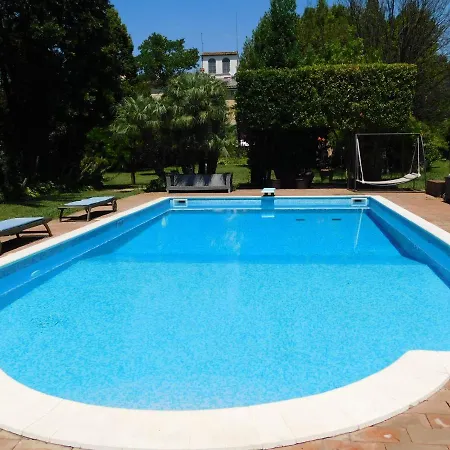 Con Piscina Immersa Nel * Cascina (Pisa)