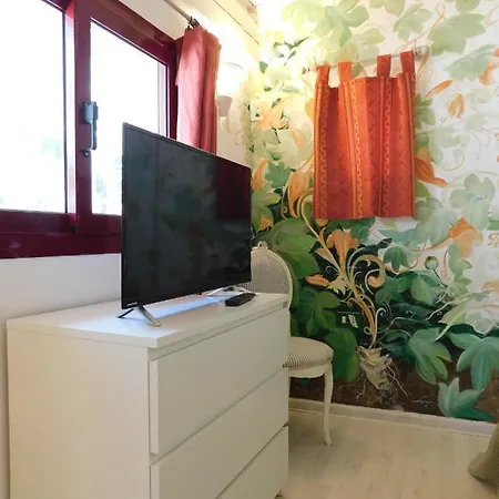 Con Piscina Immersa Nel Appartement *